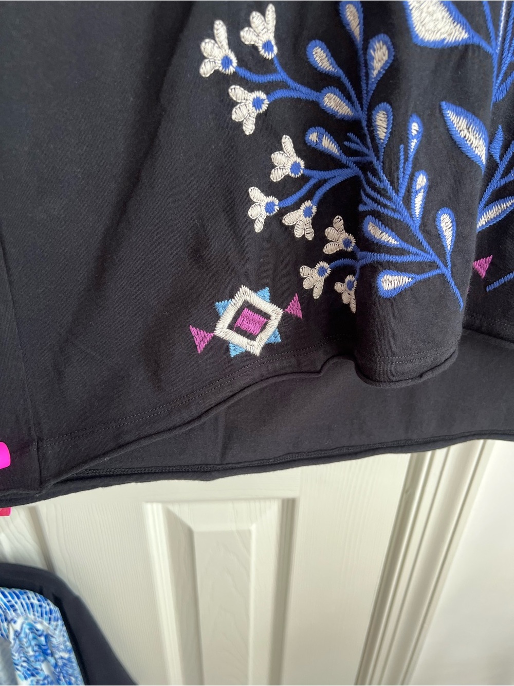 Johnny Was Black Short-Sleeve V-Neck Top Adina everyday tee L - Picture 7 of 11